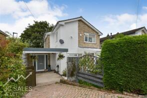 8, Dore Hall Croft, Sheffield S17 3HD
