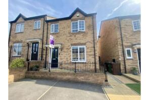 30, Micklewait Avenue, Crigglestone, Wakefield WF4 3FX