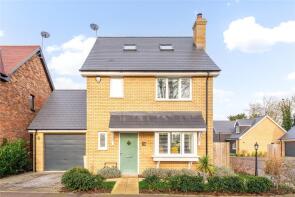 3, Cotman End, Hitchin SG5 3FS