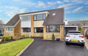 5, Waddow Grove, Clitheroe BB7 3JL