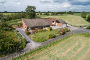 Mole Hill House, Birchall Moss Lane, Nantwich CW5 7PH