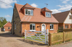Whitegates, Spelders Hill, Ashford TN25 5PD