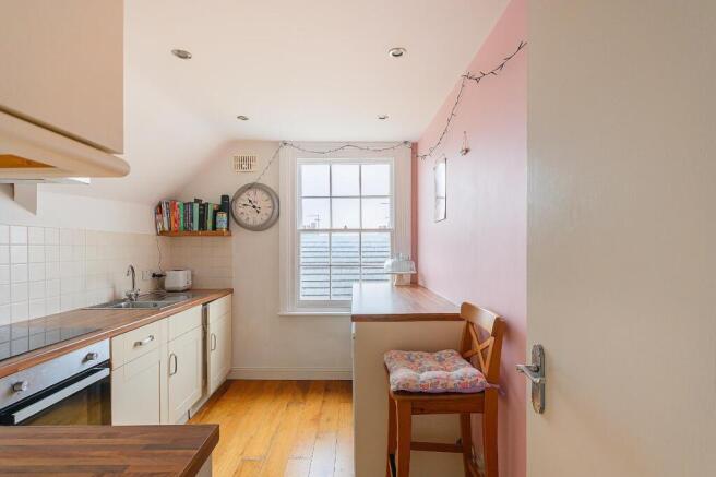 F51W6R0WOT - Kitchen D.jpg
