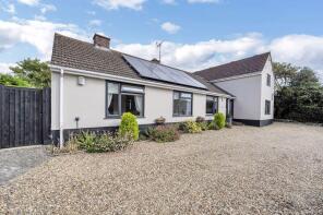Mayland, The Street, Bury St. Edmunds IP29 4HW