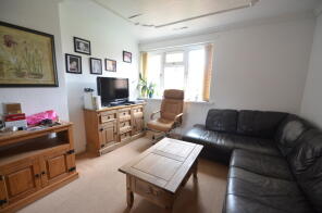 109, Linkway Gardens, Leicester LE3 0LW