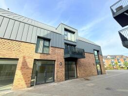 Flat 1, The Jetty, Coal Orchard, Taunton TA1 1FD