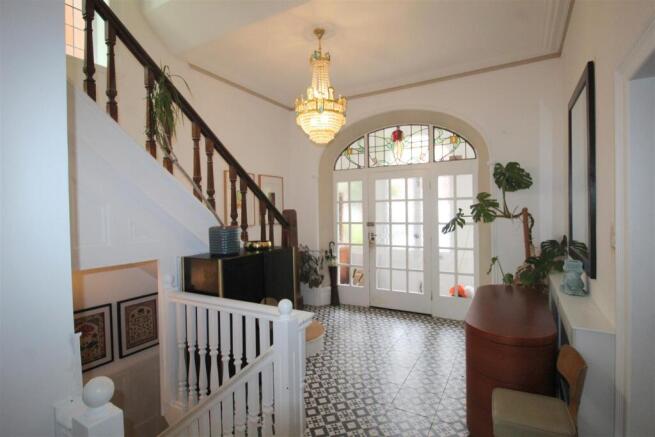 entrance hall.JPG