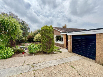 Frobisher Road, Exmouth, EX8