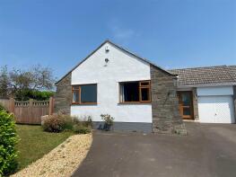 5, Hillview Gardens, Bristol BS40 9UH