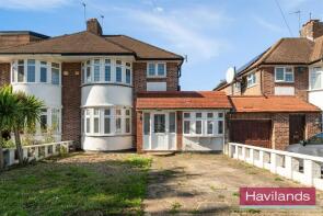 35, Knoll Drive, Southgate, London N14 5LU