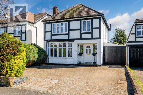 Waverley Road, Epsom, KT17