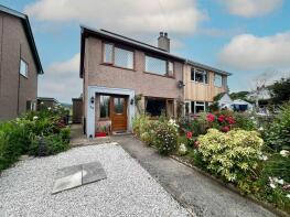 26, Maes Refail, Henryd, Conwy LL32 8YH