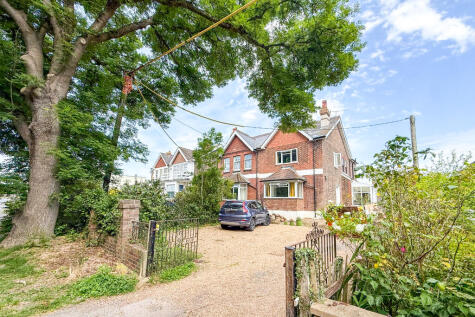 Pevensey Road, Polegate, East Sussex