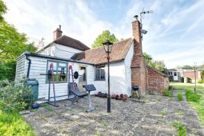 2, Holmdale Cottages, Rye Road, Rye TN31 7UN