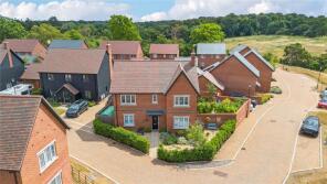 19, Flowercrofts, Rotherfield Greys, Henley-on-thames RG9 4BF