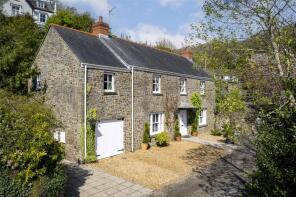 St Deiniols Lodge, Penally, Tenby SA70 7PY