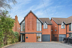 Tara, Haye Lane, Studley B80 7BX