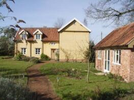 Sunnyfield, The Street, Harleston IP20 0PR