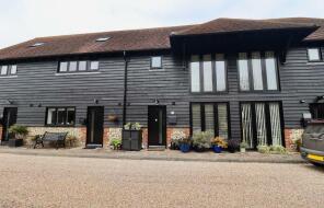 4, Church Farm Mews, The Street, Dover CT15 5FE