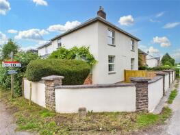 1, Crown Cottages, New Road, Peterstow HR9 6JZ