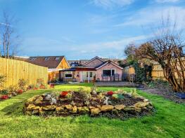 4, Western Avenue, Northampton NN7 3NQ