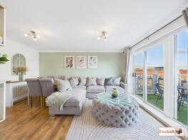 28, Holman Court, Ipswich IP2 0ES