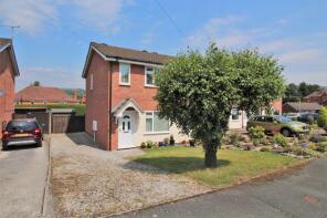 49, Maes Collen, Llangollen LL20 8EN
