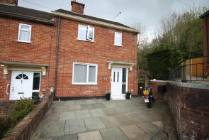 17, Victoria Crescent, Mold CH7 4TZ