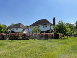 5, Shackleford Green, Godalming GU8 6EY