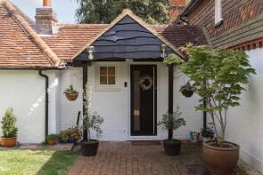 Pebble Hill Cottage, The Coombe, Betchworth RH3 7BT
