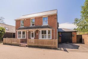 Carpenters Lodge, The Street, Canterbury CT3 1QN