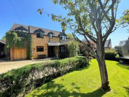 Tanglewood, Hill Road, Daventry NN11 6YB