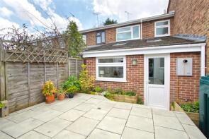 38, Whiteley Close, Ware SG12 0NB