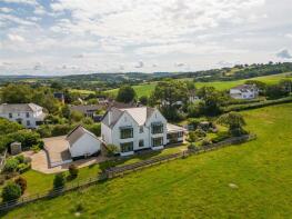Glebeland House, Road From New Barn Cross To Newton St Cyres, Exeter EX5 5DE
