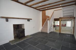 Quinta Cottage, Sandside, Kirkby-in-furness LA17 7UA