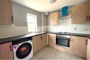 36, Newcombe Gardens, Hounslow TW4 5DN