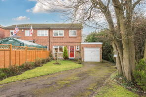 27, Oaklands, South Godstone RH9 8HX