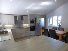519, Halifax Road, Hightown, Liversedge WF15 8JD