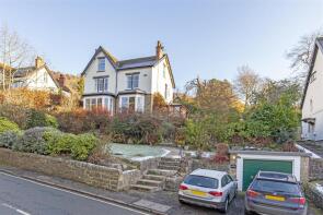 Wyngate, Main Road, Nether Padley, Hope Valley S32 2HE