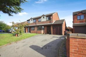 1, Pinewood Avenue, Atherstone CV9 2RS