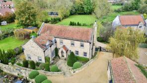 Mulberry House, Main Street, Womersley, Doncaster DN6 9BQ