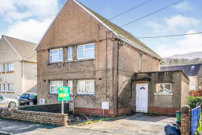 25a, Ynys Cadwyn, Neath SA11 5HN