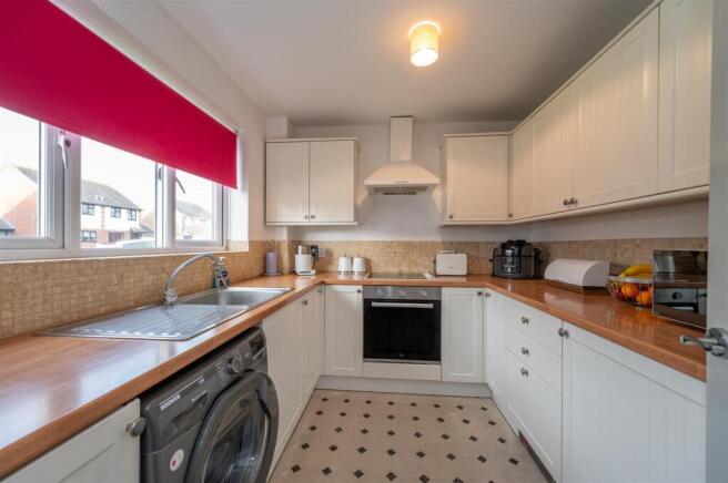 33 Kingfisher Close 25 1.jpg