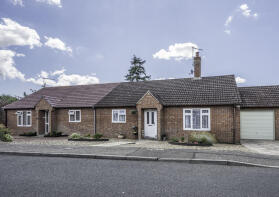 17, Woods Close, Ditchingham NR35 2RY