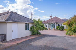 Crowcombe, Gloucester Road, Malvern WR13 6LA