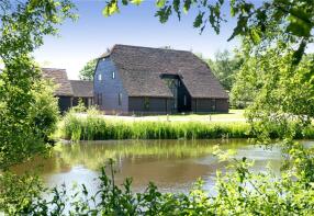 Malletts Barn, Cowden Pound Road To Truggers Lane, Edenbridge TN8 5PH