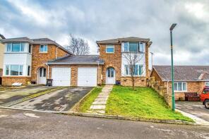 13, Cwrt Y Brenin, Aberaeron SA46 0HU