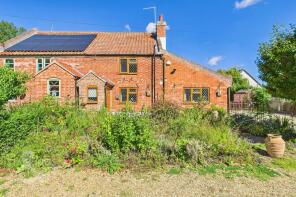 Rose Cottage, Squires Road, Norwich NR13 3PZ