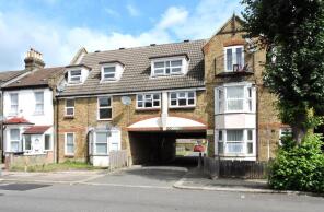 5, Roseacre Lodge, Durants Road, Enfield EN3 7AH