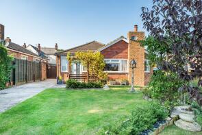 14 Wychwood, Arun Vale, Pulborough RH20 1LP